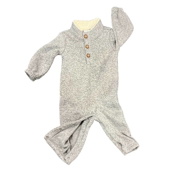 Baby Boys' Fleece Romper ~ Size: 6M ~ (NWT) - Picture 3 of 4